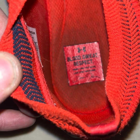 Under armour HOVR Size 11 - Picture 3 of 4